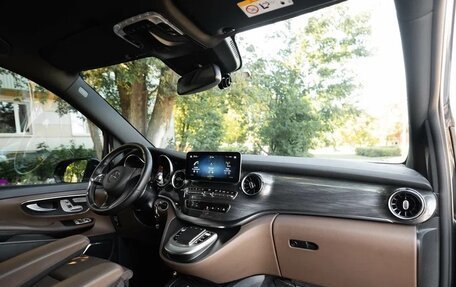 Mercedes-Benz V-Класс, 2022 год, 7 650 000 рублей, 20 фотография