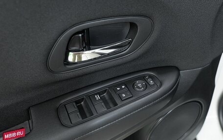 Honda Vezel, 2021 год, 2 000 000 рублей, 22 фотография