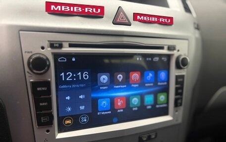 Opel Zafira B, 2013 год, 870 000 рублей, 17 фотография