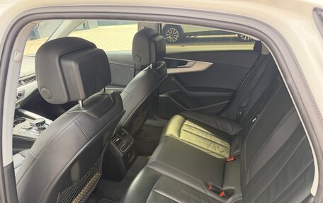 Audi A4, 2017 год, 2 600 000 рублей, 11 фотография