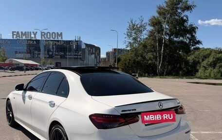 Mercedes-Benz E-Класс AMG, 2021 год, 7 500 000 рублей, 4 фотография