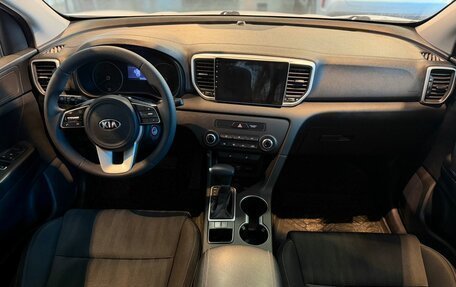 KIA Sportage IV рестайлинг, 2020 год, 2 100 000 рублей, 7 фотография