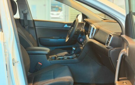 KIA Sportage IV рестайлинг, 2020 год, 2 100 000 рублей, 9 фотография