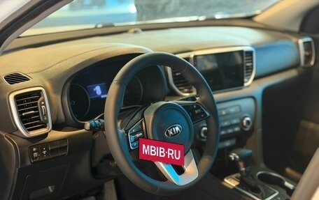 KIA Sportage IV рестайлинг, 2020 год, 2 100 000 рублей, 8 фотография