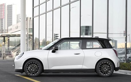 MINI Hatch, 2026 год, 2 840 000 рублей, 4 фотография