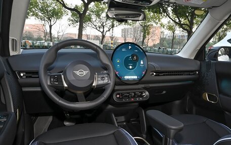 MINI Hatch, 2026 год, 2 840 000 рублей, 17 фотография