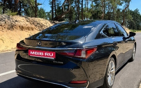 Lexus ES VII, 2019 год, 3 550 000 рублей, 2 фотография