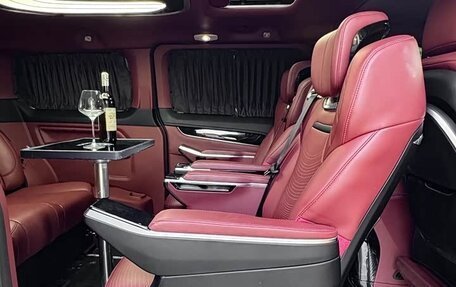 Ford Tourneo Custom I рестайлинг, 2023 год, 4 670 000 рублей, 34 фотография
