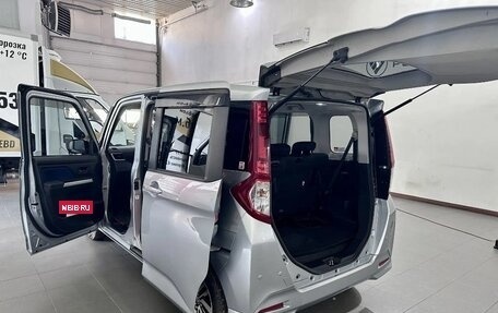 Toyota Roomy I, 2017 год, 1 011 000 рублей, 10 фотография