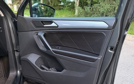 Volkswagen Tiguan II, 2021 год, 2 850 000 рублей, 9 фотография