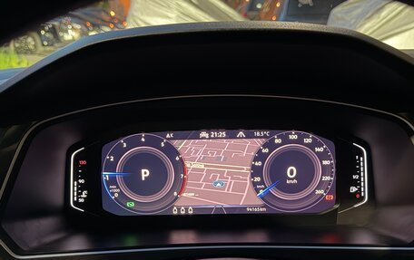 Volkswagen Tiguan II, 2021 год, 2 850 000 рублей, 16 фотография