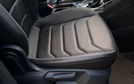 Volkswagen Tiguan II, 2021 год, 2 850 000 рублей, 21 фотография