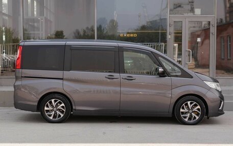 Honda Stepwgn IV, 2015 год, 1 733 000 рублей, 4 фотография