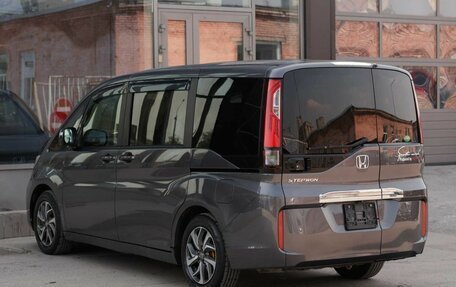 Honda Stepwgn IV, 2015 год, 1 733 000 рублей, 7 фотография