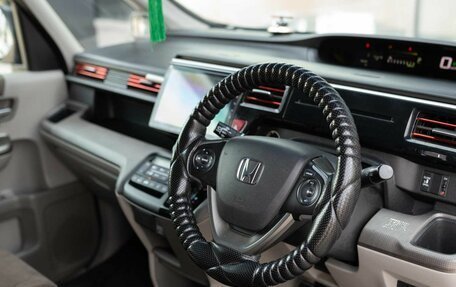 Honda Stepwgn IV, 2015 год, 1 733 000 рублей, 12 фотография