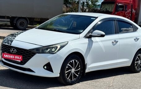 Hyundai Solaris II рестайлинг, 2020 год, 925 000 рублей, 3 фотография