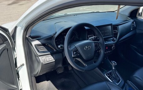 Hyundai Solaris II рестайлинг, 2020 год, 925 000 рублей, 10 фотография