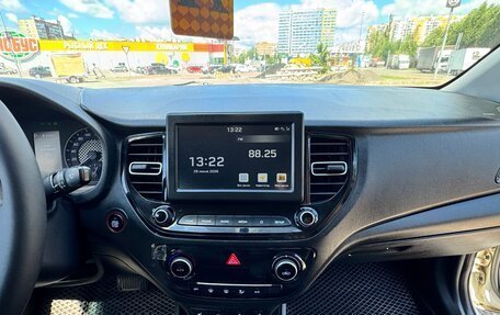 Hyundai Solaris II рестайлинг, 2020 год, 925 000 рублей, 17 фотография
