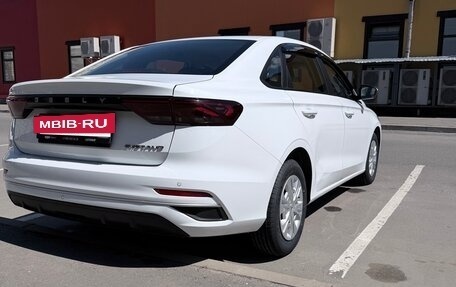 Geely Emgrand, 2024 год, 1 400 000 рублей, 8 фотография