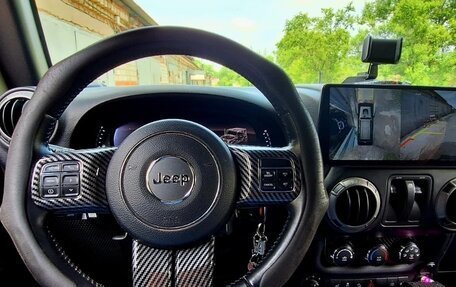 Jeep Wrangler, 2017 год, 5 750 000 рублей, 27 фотография