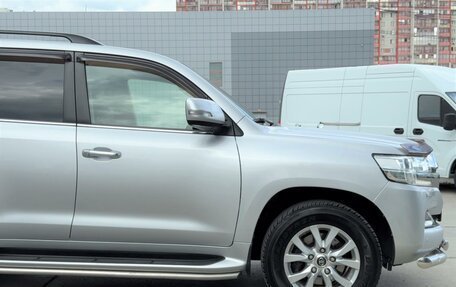 Toyota Land Cruiser 200, 2018 год, 5 500 000 рублей, 7 фотография