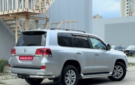Toyota Land Cruiser 200, 2018 год, 5 500 000 рублей, 8 фотография