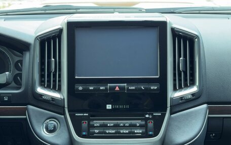 Toyota Land Cruiser 200, 2018 год, 5 500 000 рублей, 23 фотография