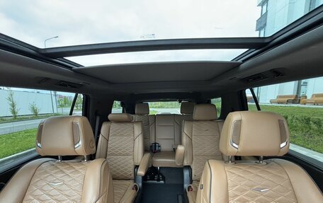 Cadillac Escalade V, 2021 год, 7 600 000 рублей, 9 фотография