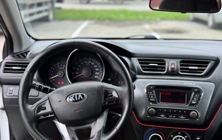 KIA Rio III рестайлинг, 2013 год, 549 990 рублей, 8 фотография