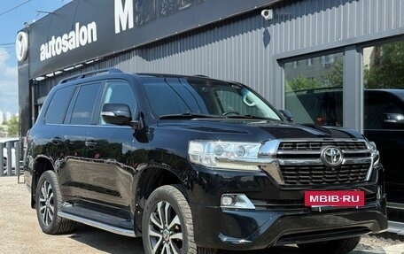 Toyota Land Cruiser 200, 2016 год, 4 350 000 рублей, 12 фотография