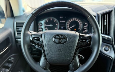 Toyota Land Cruiser 200, 2016 год, 4 350 000 рублей, 24 фотография