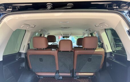 Toyota Land Cruiser 200, 2016 год, 4 350 000 рублей, 37 фотография