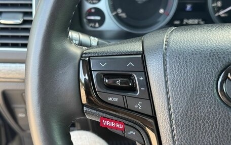 Toyota Land Cruiser 200, 2016 год, 4 350 000 рублей, 25 фотография