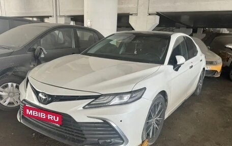 Toyota Camry, 2023 год, 3 265 000 рублей, 3 фотография