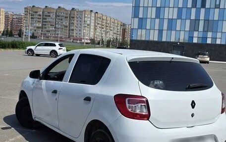 Renault Sandero II рестайлинг, 2016 год, 500 000 рублей, 2 фотография