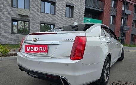 Cadillac CTS III, 2016 год, 1 990 000 рублей, 2 фотография