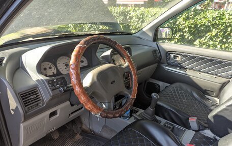 Mitsubishi Space Runner II, 1992 год, 375 000 рублей, 4 фотография