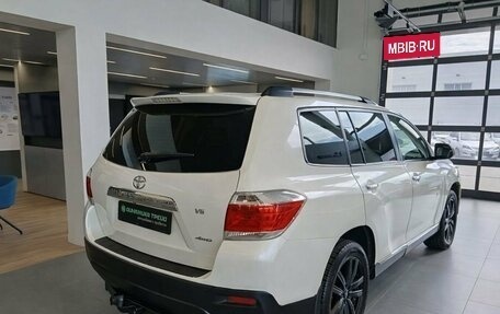 Toyota Highlander III, 2012 год, 1 499 000 рублей, 4 фотография