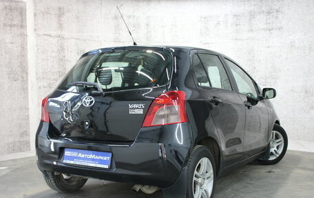 Toyota Yaris III рестайлинг, 2007 год, 453 000 рублей, 6 фотография
