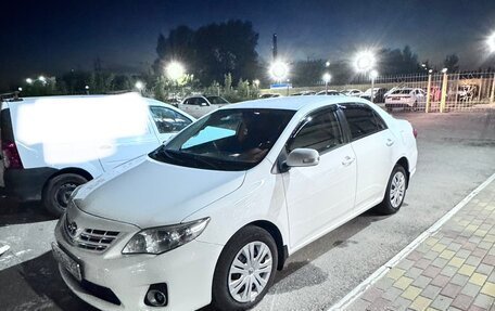 Toyota Corolla, 2011 год, 999 999 рублей, 3 фотография