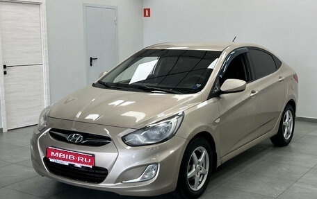 Hyundai Solaris II рестайлинг, 2012 год, 580 000 рублей, 1 фотография