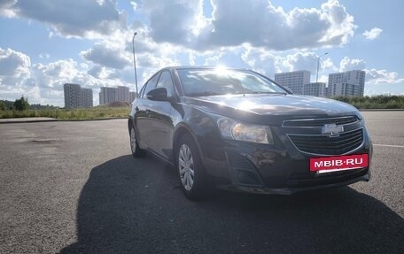 Chevrolet Cruze II, 2014 год, 715 000 рублей, 3 фотография