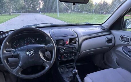 Nissan Almera, 2002 год, 150 000 рублей, 3 фотография