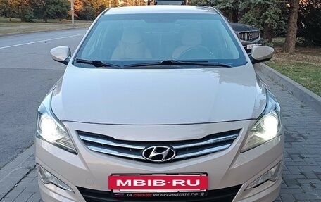 Hyundai Solaris II рестайлинг, 2016 год, 1 325 000 рублей, 2 фотография