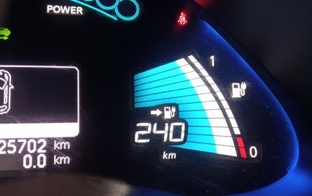 Nissan Leaf I, 2015 год, 1 350 000 рублей, 14 фотография