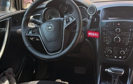 Opel Astra J, 2010 год, 635 000 рублей, 11 фотография