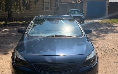 Opel Astra J, 2010 год, 635 000 рублей, 14 фотография