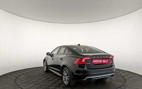 Volvo S60 Cross Country, 2018 год, 2 500 000 рублей, 7 фотография