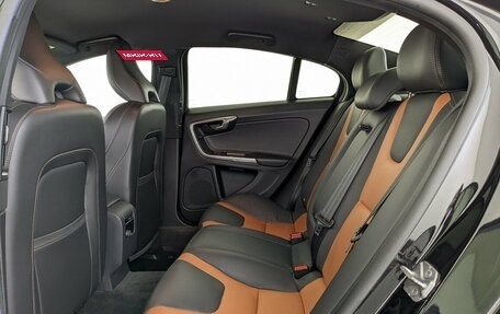 Volvo S60 Cross Country, 2018 год, 2 500 000 рублей, 12 фотография