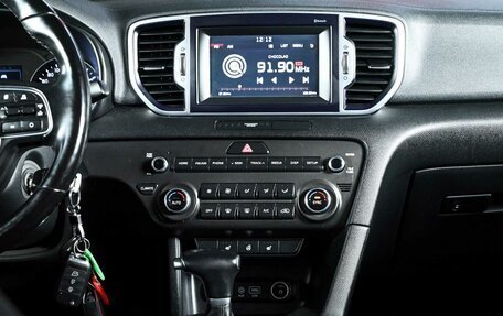 KIA Sportage IV рестайлинг, 2018 год, 2 120 000 рублей, 15 фотография